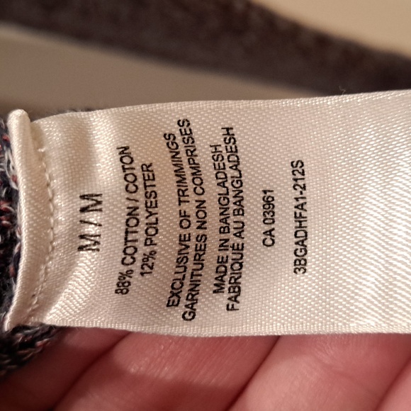 Denver Hayes Women's Heathered V-Neck Sweater - Picture 4 of 5